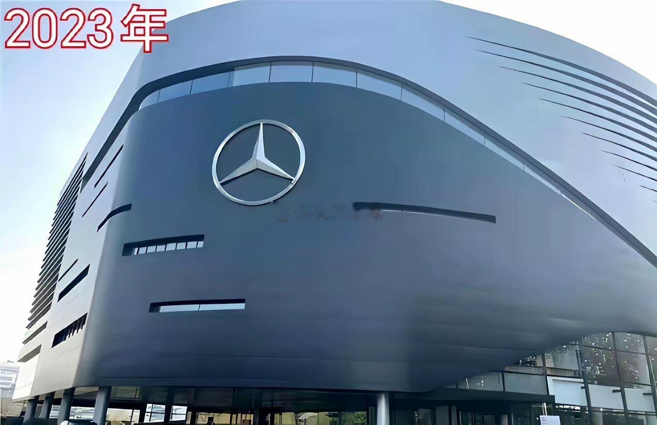 长沙，最大的奔驰4S店关闭，已改卖问界BBA已经成为手机时代的诺基亚 