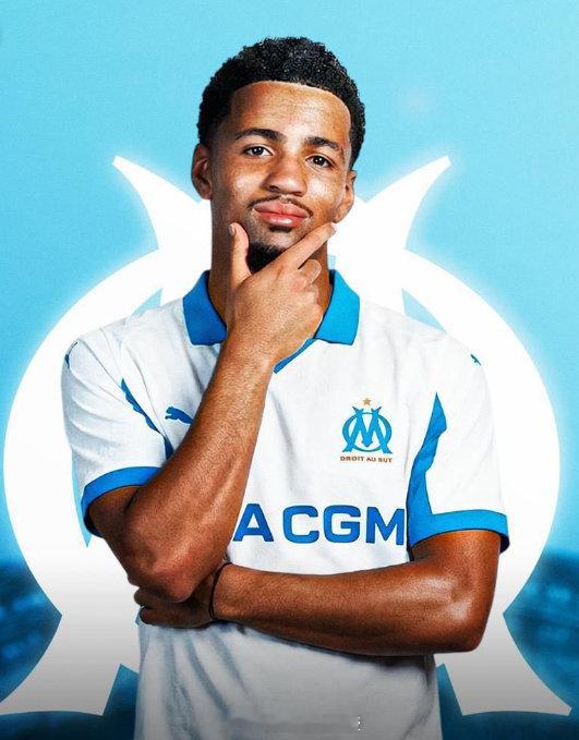 皮雷：不担心马赛的动荡会影响恩瓦内里成长，他技术非常好，能过掉对手，能制造威胁，