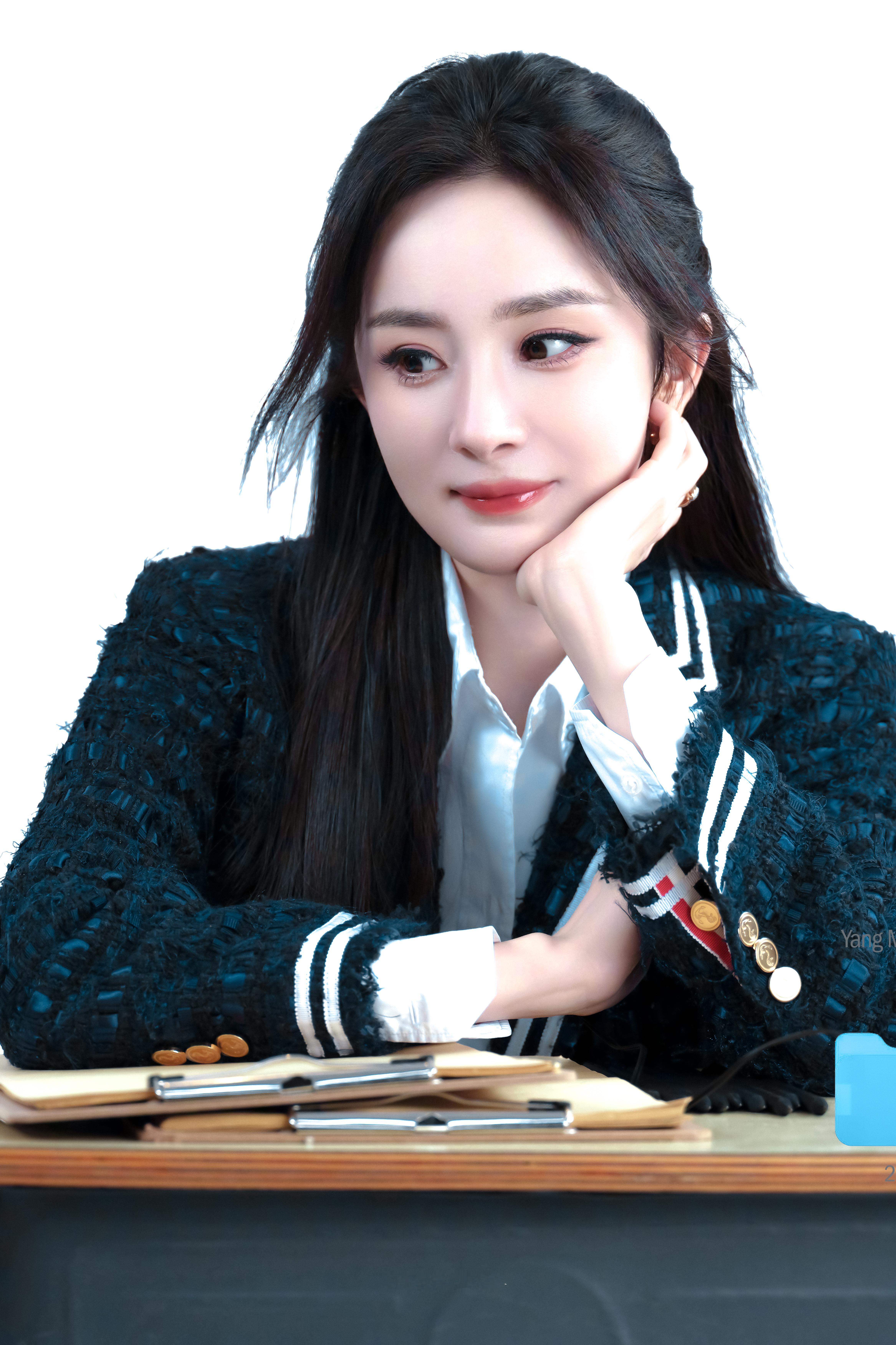 杨幂/学姐幂📝杨幂白色高筒袜 *杨幂校花学姐