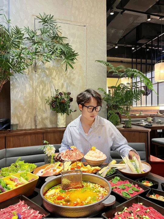 酸香开胃！恒隆舂料火锅一口就爱上🍲