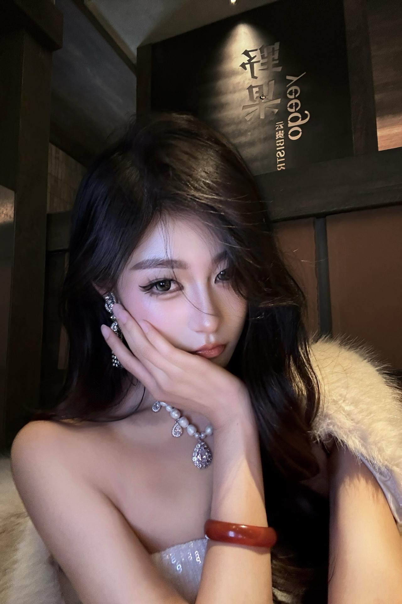 拍照姿势 气质女人 御姐风 你是凭实力刷到的 心动的感觉