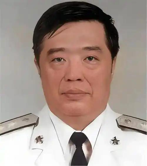 1963年贺龙独子没考上清华，找到父亲帮忙，贺龙说我去学校找个人，谁知道贺龙居然
