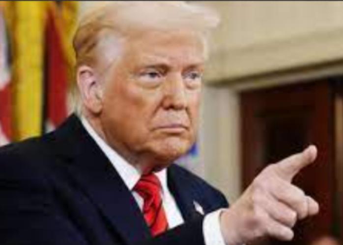 就在刚刚，特朗普对中国下重手，做出一个前所未有挑衅举动。台防务部门今天（12月1