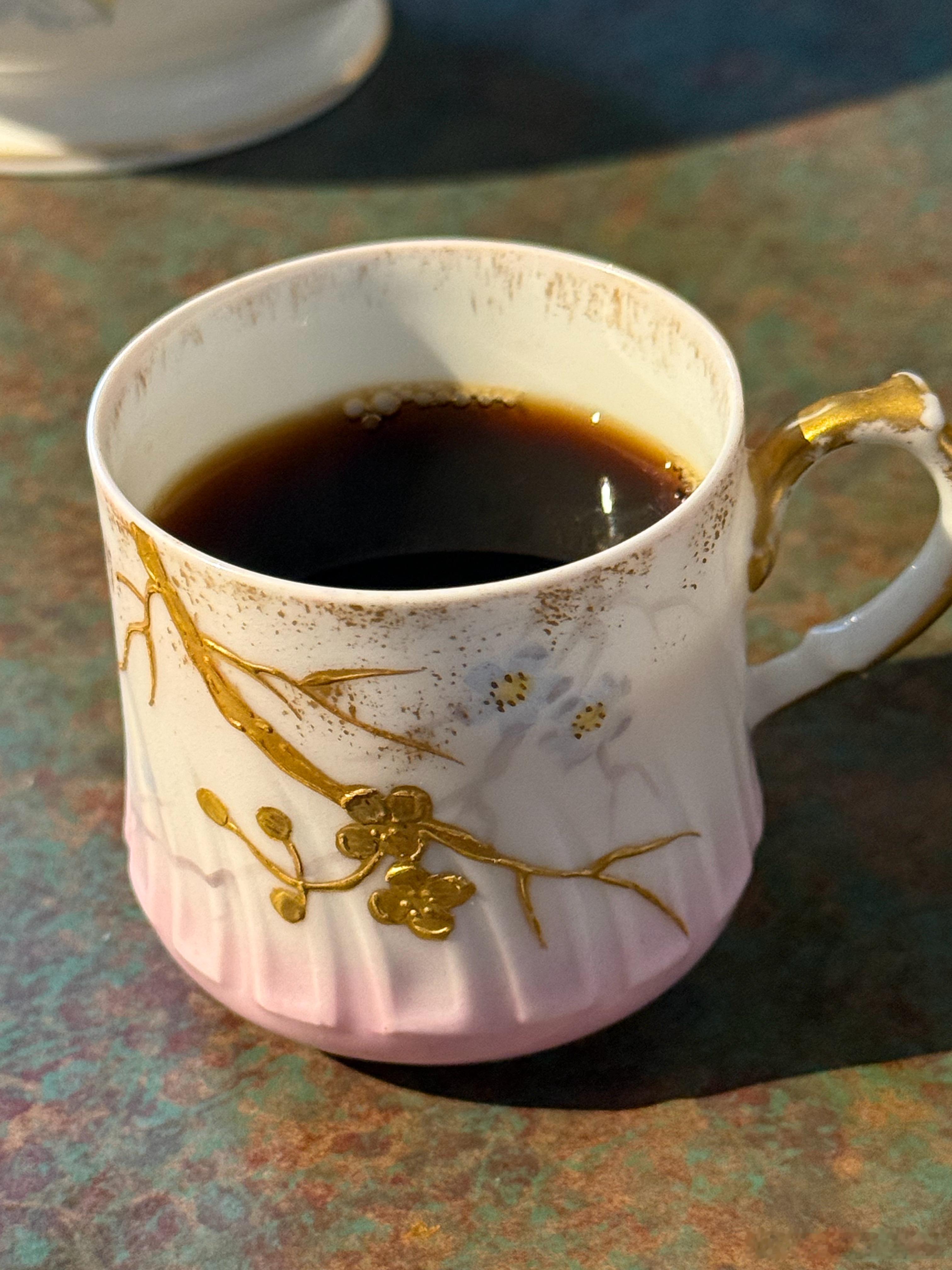 这段时间感冒和旅行，胡吃海塞还没有运动，不用过秤，肯定又长了好几磅。从今天起，早