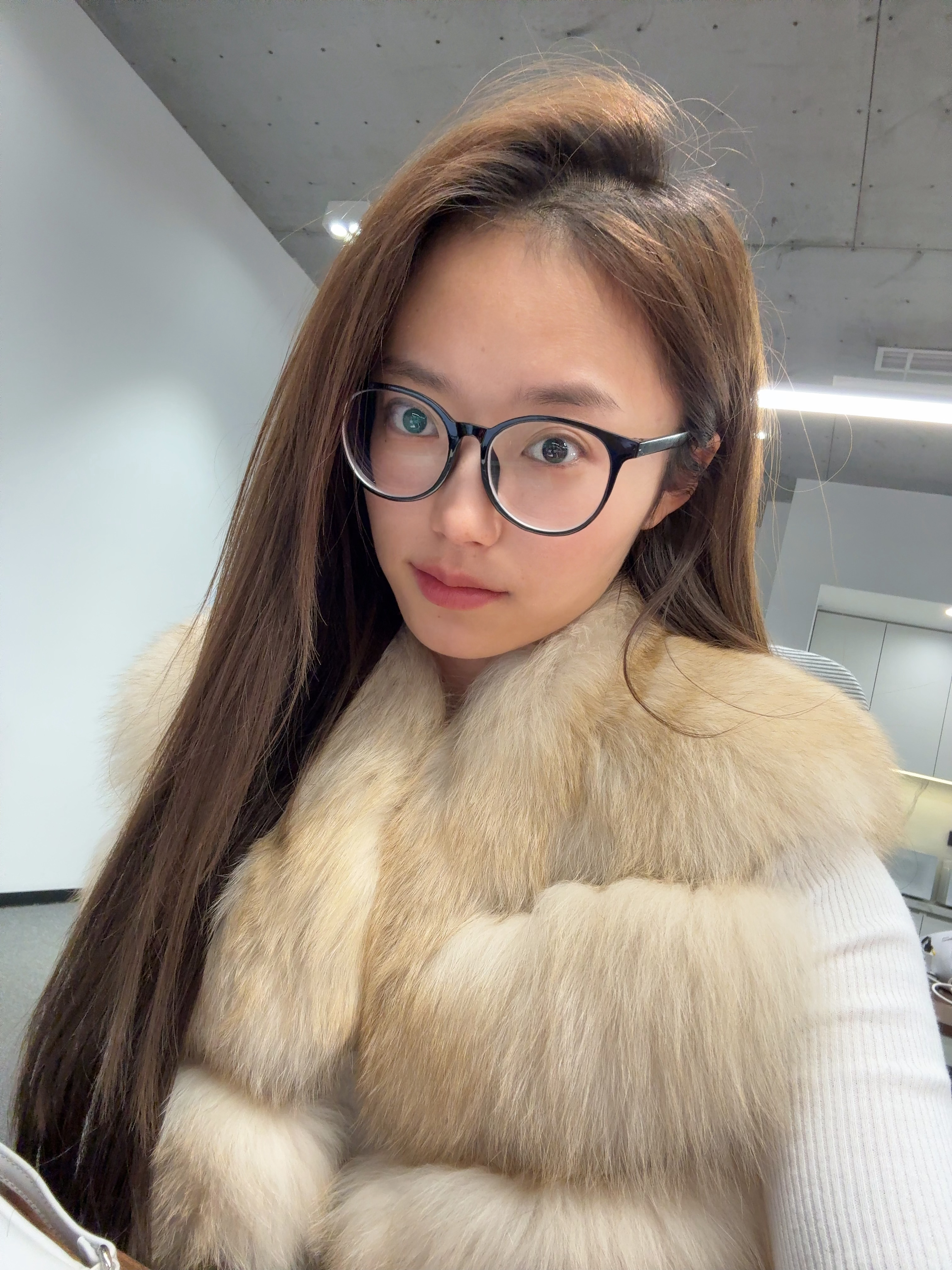 00后已经快奔三了95后都还没提自己奔三的事呢甚至还想冒充一下05后