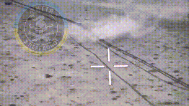 4月29日，在巴赫穆特方向，几辆俄军“超级乌龟壳”坦克实施了进攻，结果消耗了大量