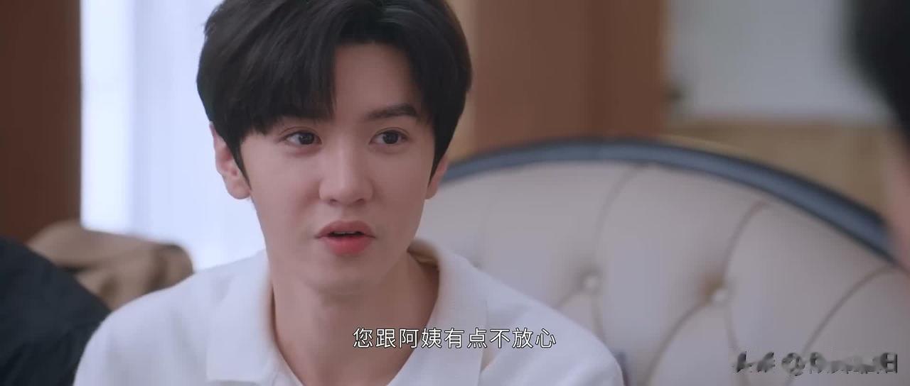 桑稚父母最终接受了段嘉许，只因为他戳中了这3个点：

起初，桑稚父母得知她和段嘉
