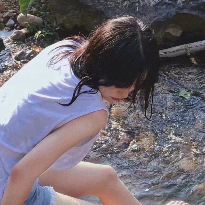 生活，热爱就好；别丧，别坏，都是成长。 