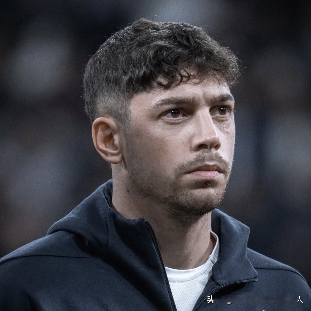 🚨 欧足联驳回本菲卡投诉！巴尔韦德可出战皇马vs本菲卡次回合

欧冠次回合皇马