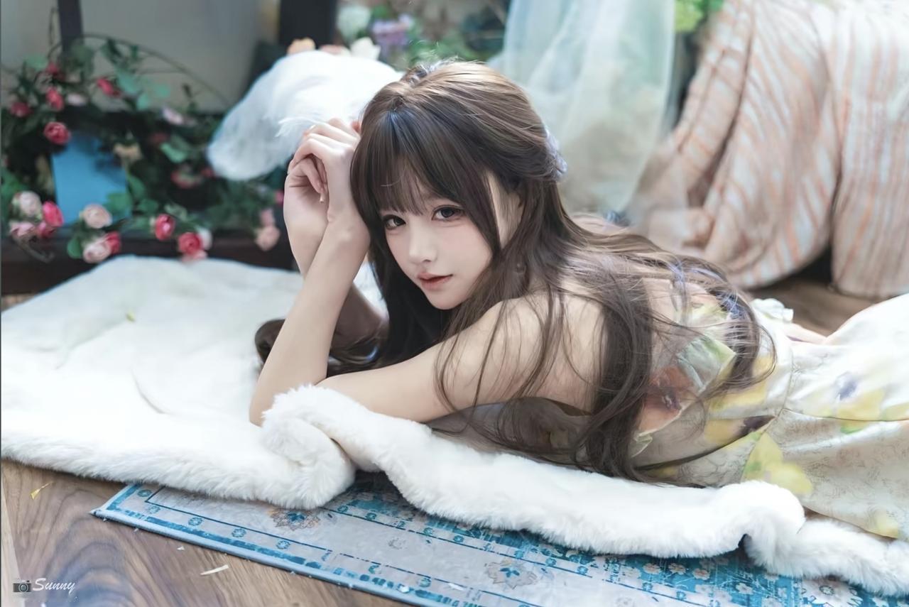 不迎合，不将就，自成风景。
图片来源于网络，如有侵权请联系删除。😘
正常穿搭，