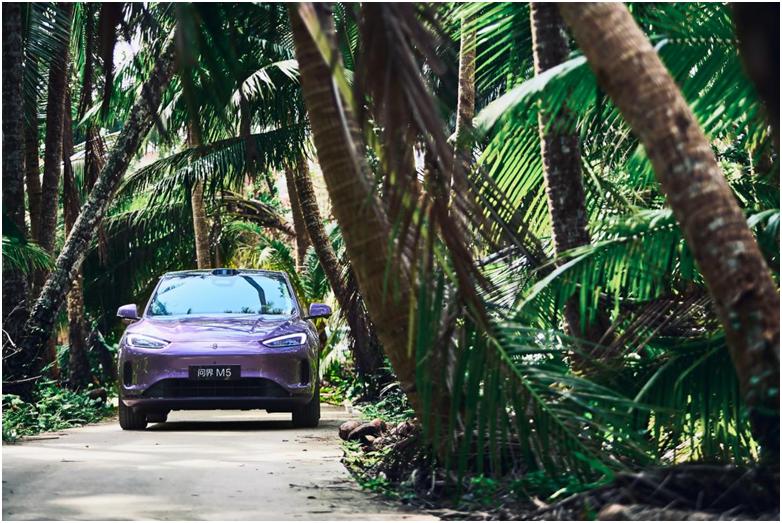 谁说电车怕跑山路？问界新M5 Ultra用扎实续航打消我所有顾虑
我老家在南方山