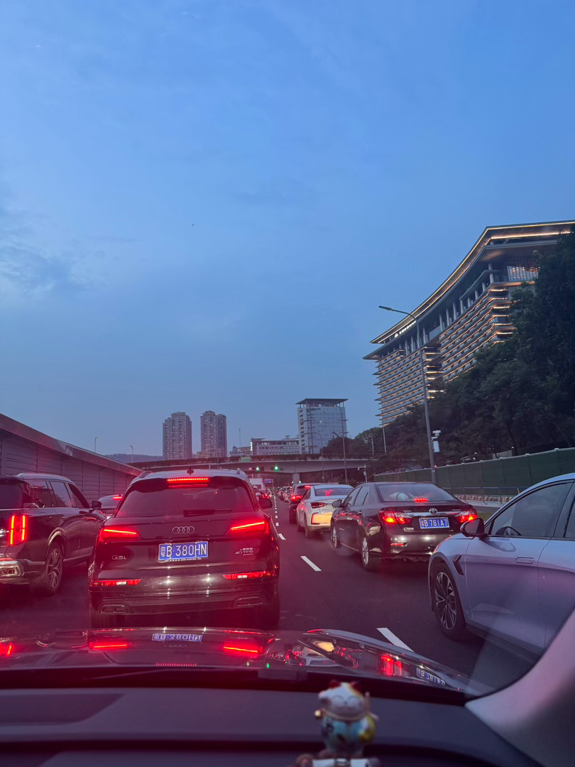 大深圳的牛马又回来了跟预计的时间差不多，还行
