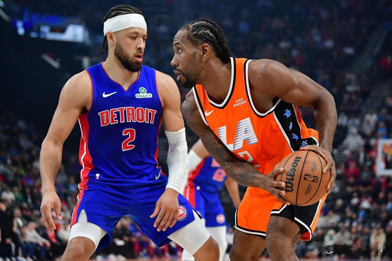 还差1.5个胜场，莱昂纳德会打明天的背靠背比赛吗？
今天快船赢下篮网后，排名重新