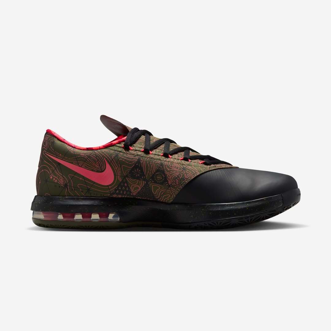 KD 6 “Meteorology”我那天去实体店试了一下，它那个脚感没有初恋记
