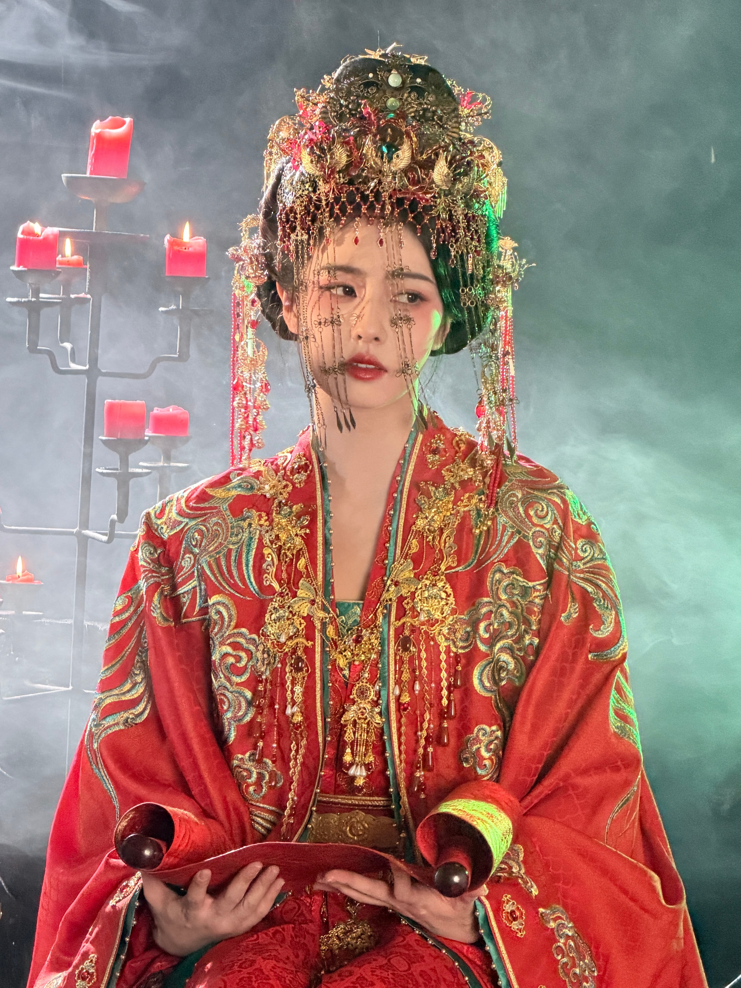 白鹿七月进组白鹿 在复制粘贴的时代，你是手写的诗