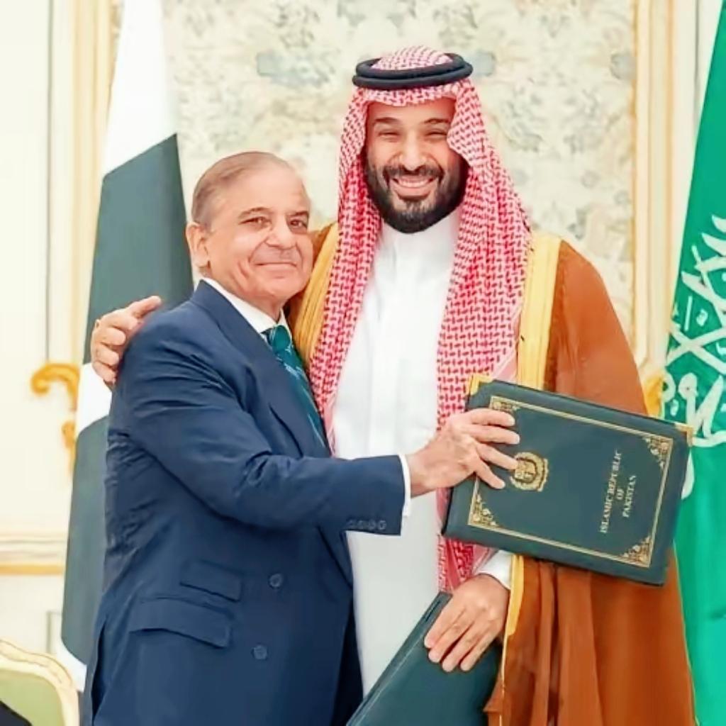 中东惊天大逆转！沙特突然"反水"，美国以色列彻底傻眼！




中东局势迎来最震