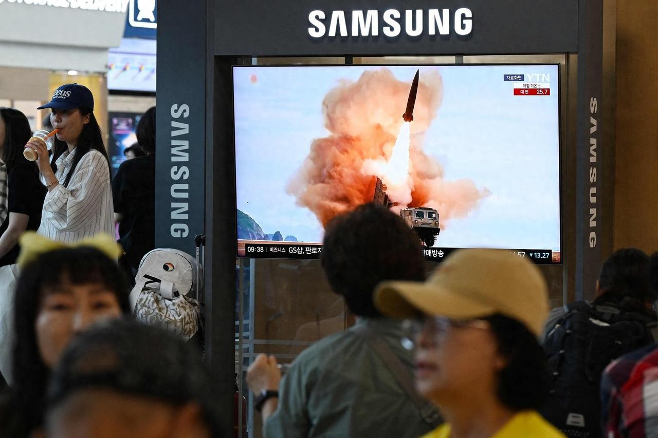 美国盟友真不好当！听话是跟班，不听话就被拿捏
 
很多人以为驻韩美军、联合军演是