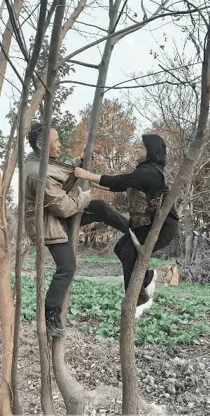 中年夫妻的爱也很疯狂，但又感觉哪里不对劲？

很多中年夫妻的现状大概是，左手摸右