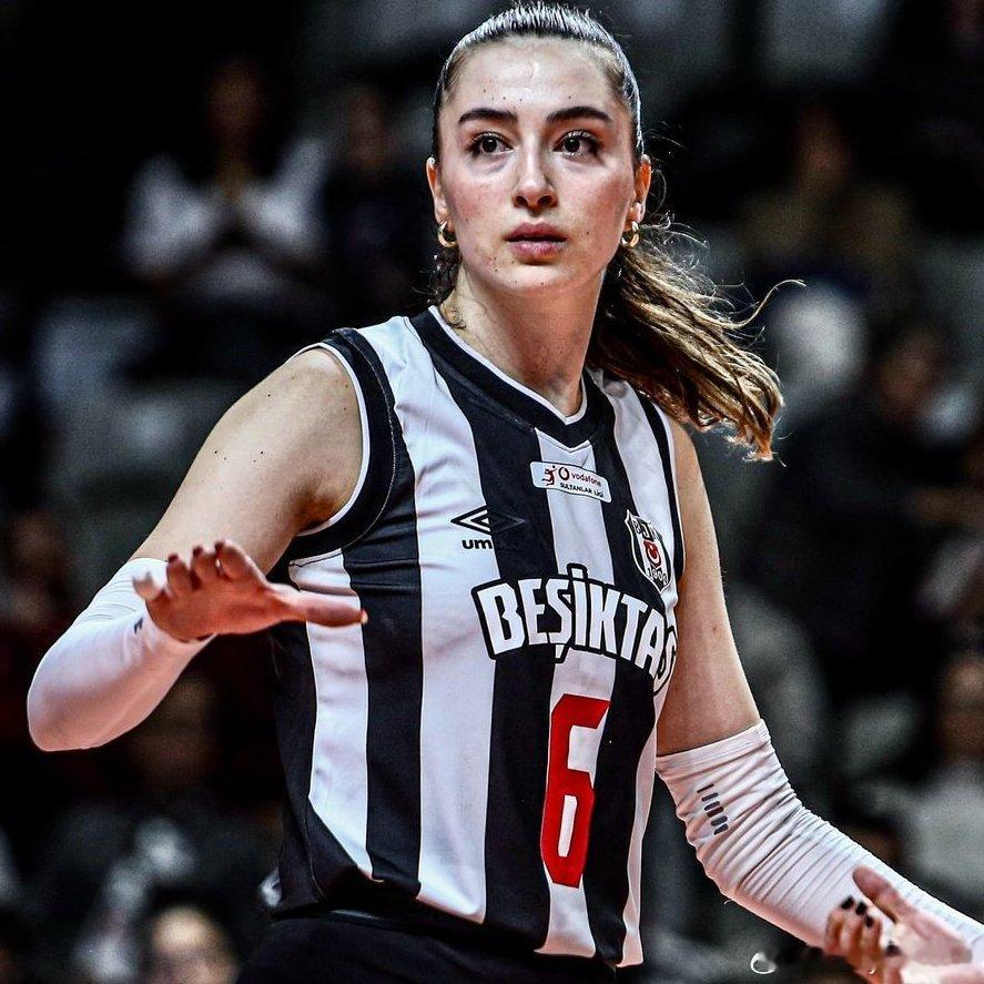 📊🇹🇷S.沙欣：（5局）▶️9分：18扣7中1失误1被拦（成功率39%效率
