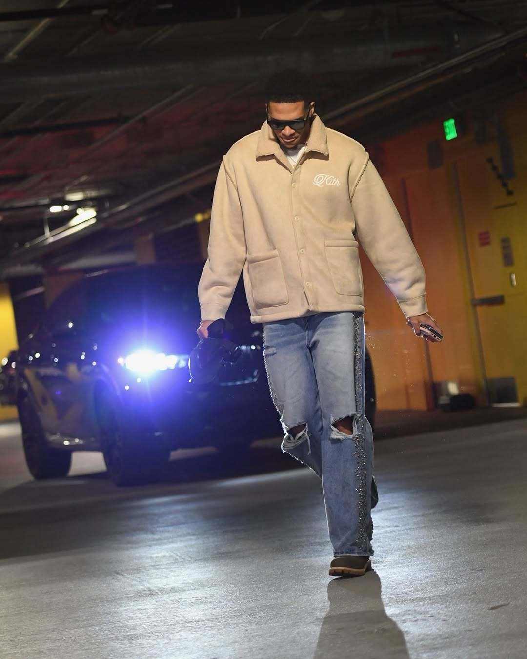 理查德ig发文：发型还行这背影有股普尔+威少的既视感。金州勇士