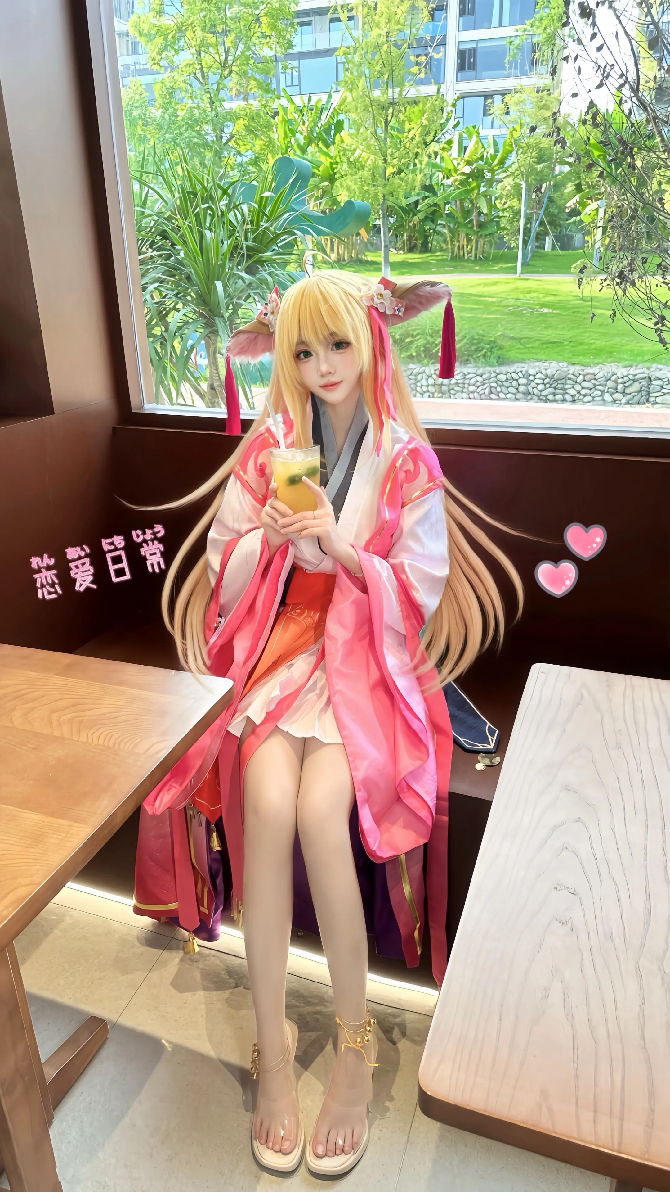 东方月初拍的～