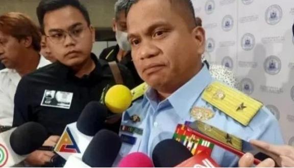 菲律宾军方发言人：中国胆敢拖走“马德雷山”号，就会用致命武器攻击中国。

南海局