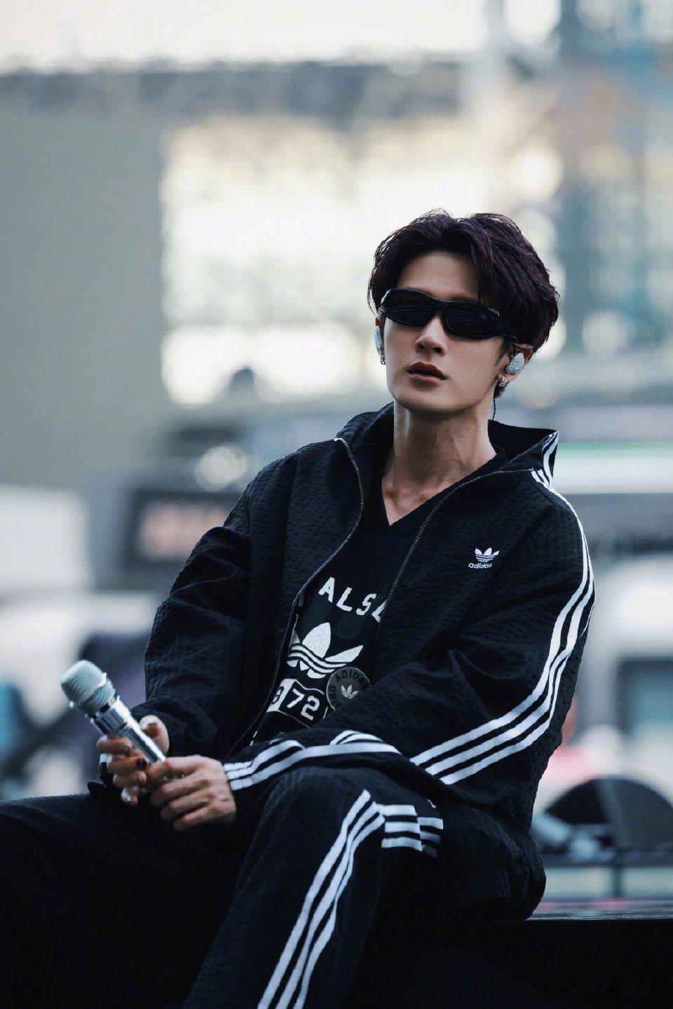 男明星跨年舞台彩排出图檀健次 王源 华晨宇 黄景瑜 陈伟霆 