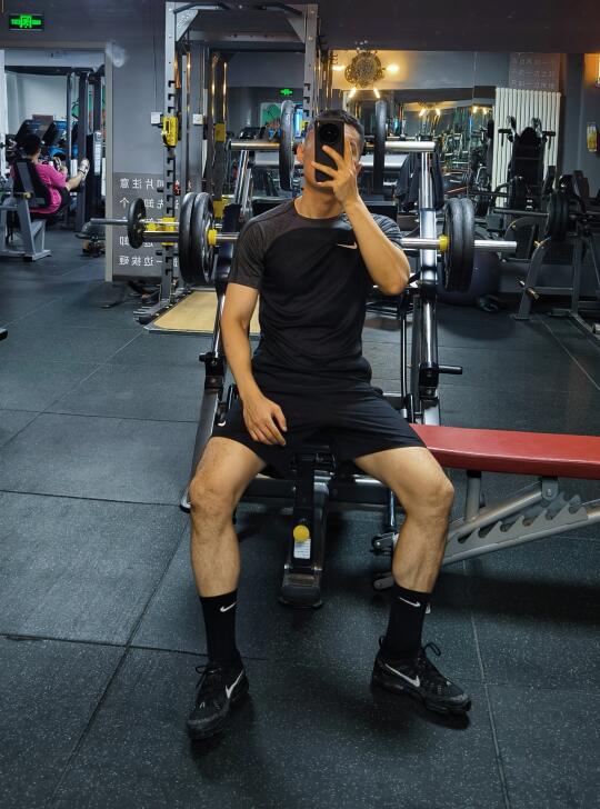 练完回家休息。