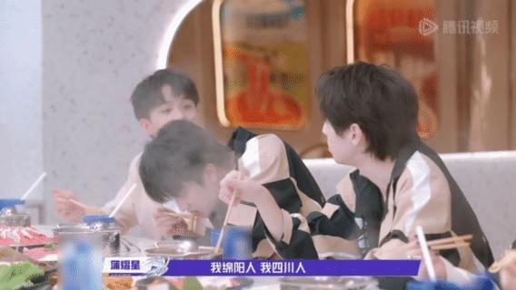 敖子逸蒲熠星川渝人不吃辣 战至巅峰 咱就是说，敖子逸和蒲熠星这波操作，直接打破川