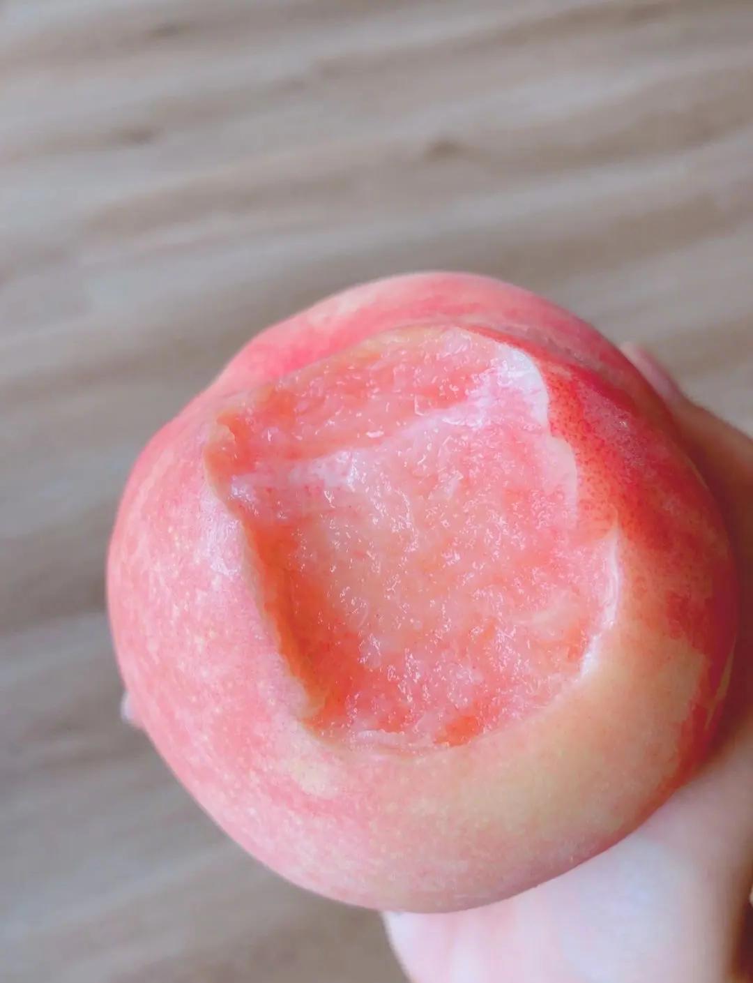 夏日桃王🍑红不软水蜜桃｜脆甜党必吃！
终于等到一年一度红不软脆甜水蜜桃成熟季，