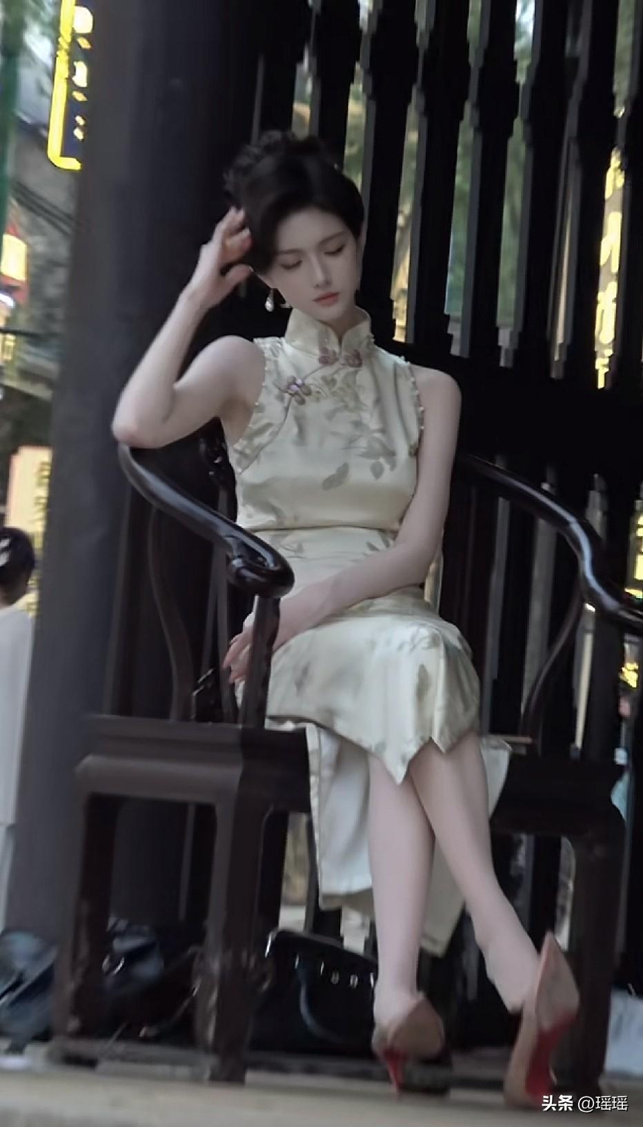 深宅大院的大小姐都有一点偏头痛
