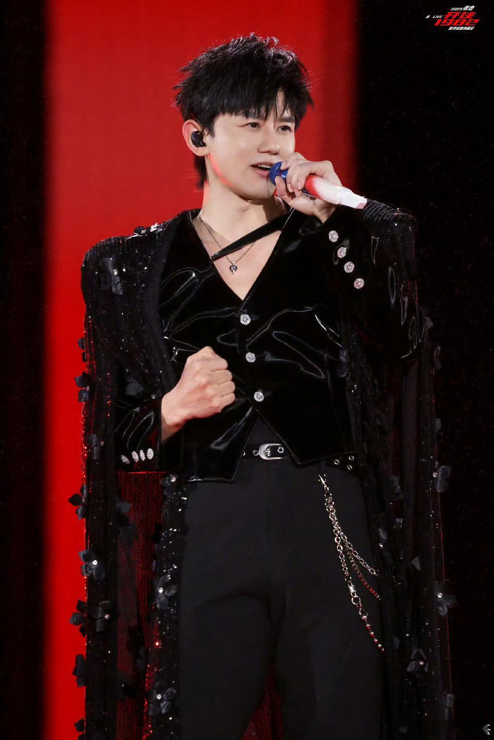 治愈所有不开心的声音找到了！张杰的嗓音通透又明亮，温暖得恰到好处，藏在歌声里的力