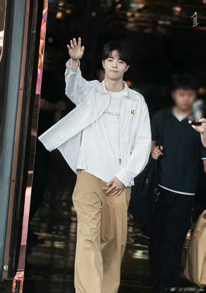 陈立农范丞丞在一队陈立农范丞丞一队 陈立农范丞丞在一队，梦回偶练了！ 