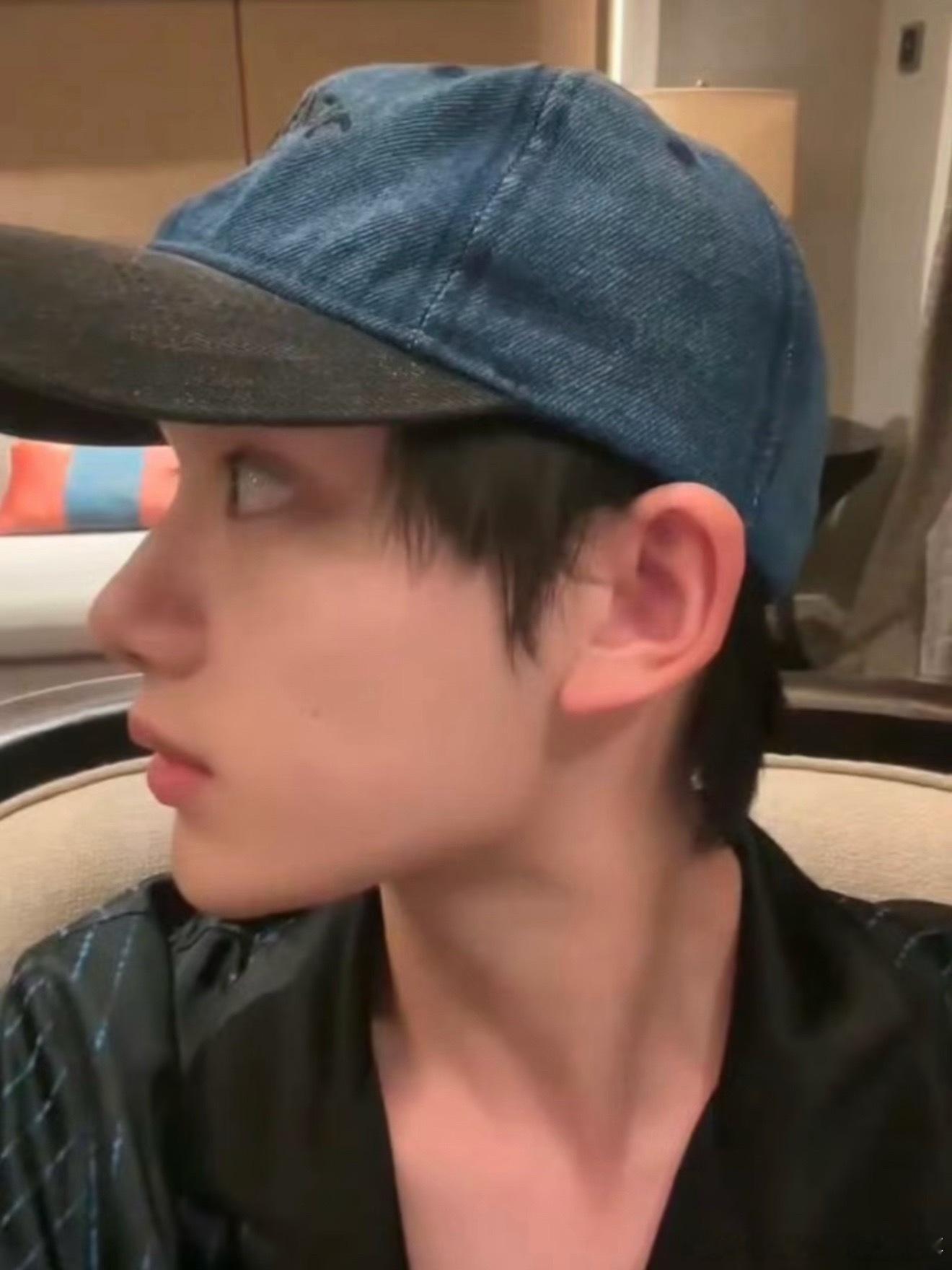 张凌赫你也被丁程鑫萌到了吧《你好星期六》这期预告甜度直接拉满，看得人心花怒放！丁