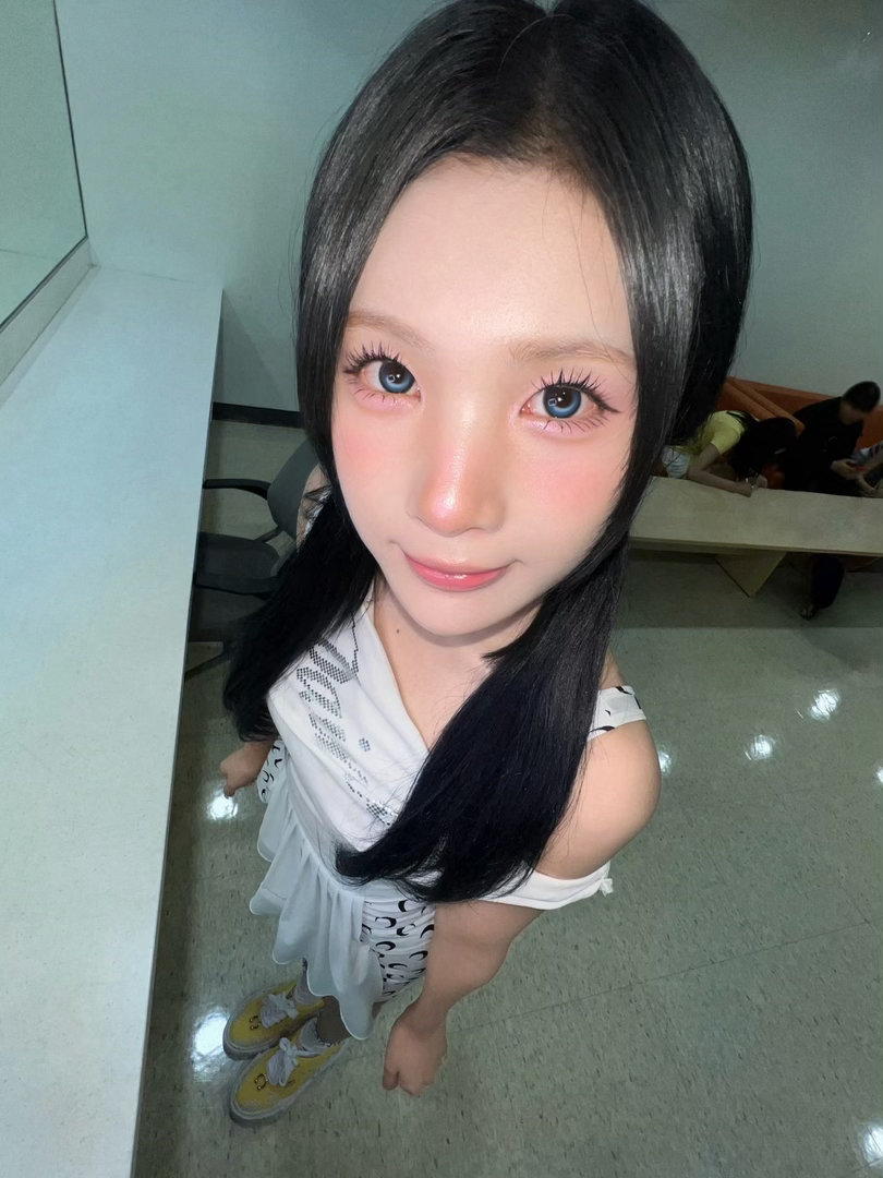 想要一直一直看她做双马尾造型
