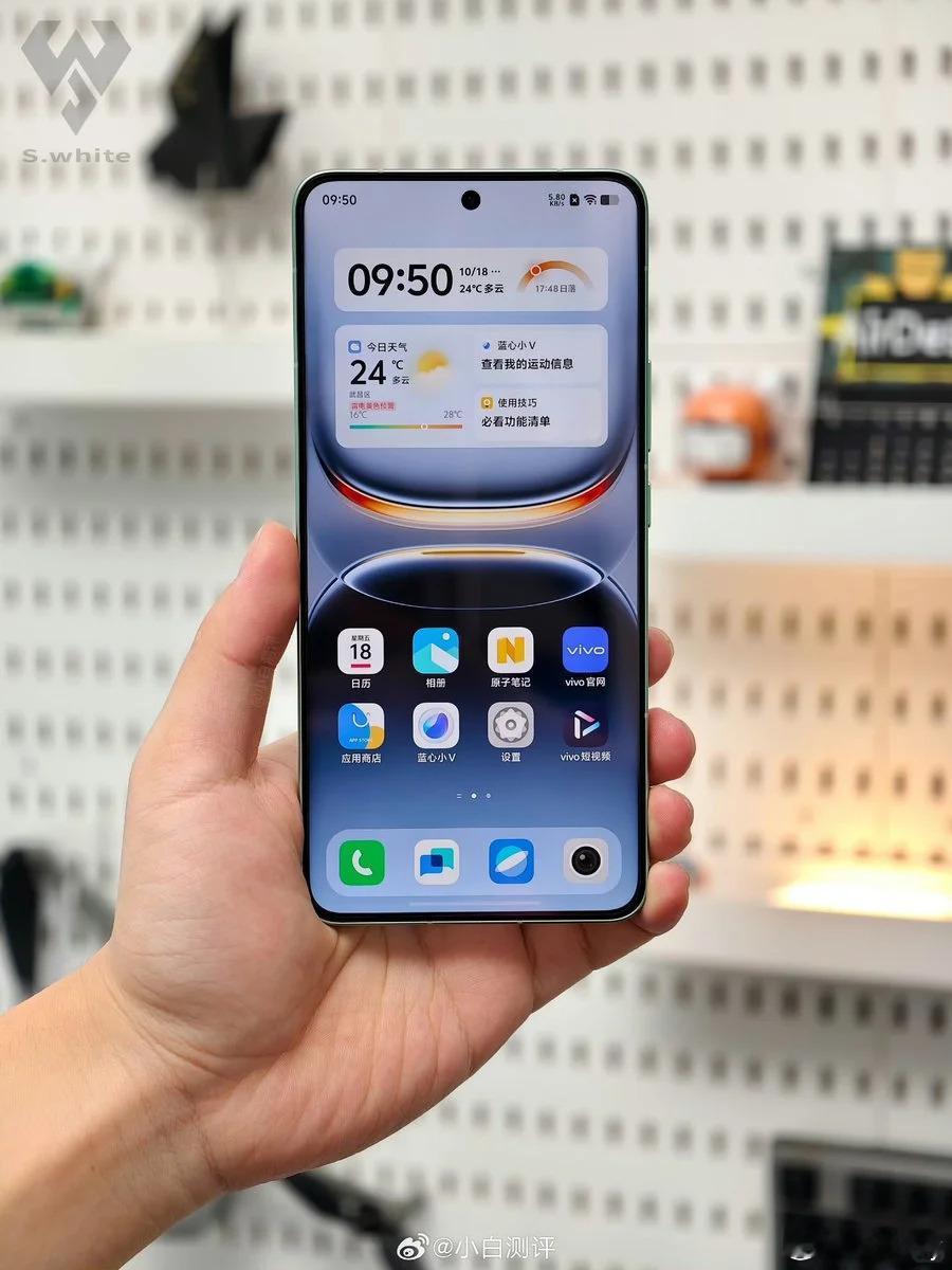 iQOO13影像大砍，6100mAh➕120W续航顶级 ​​​