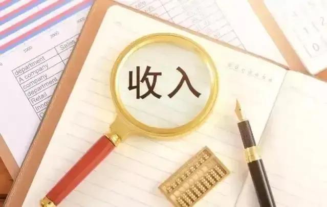 在卢布狂贬的情况下，俄罗斯正在抛出手上的人民币外汇。企业挣回来的卢布貌似是一堆废