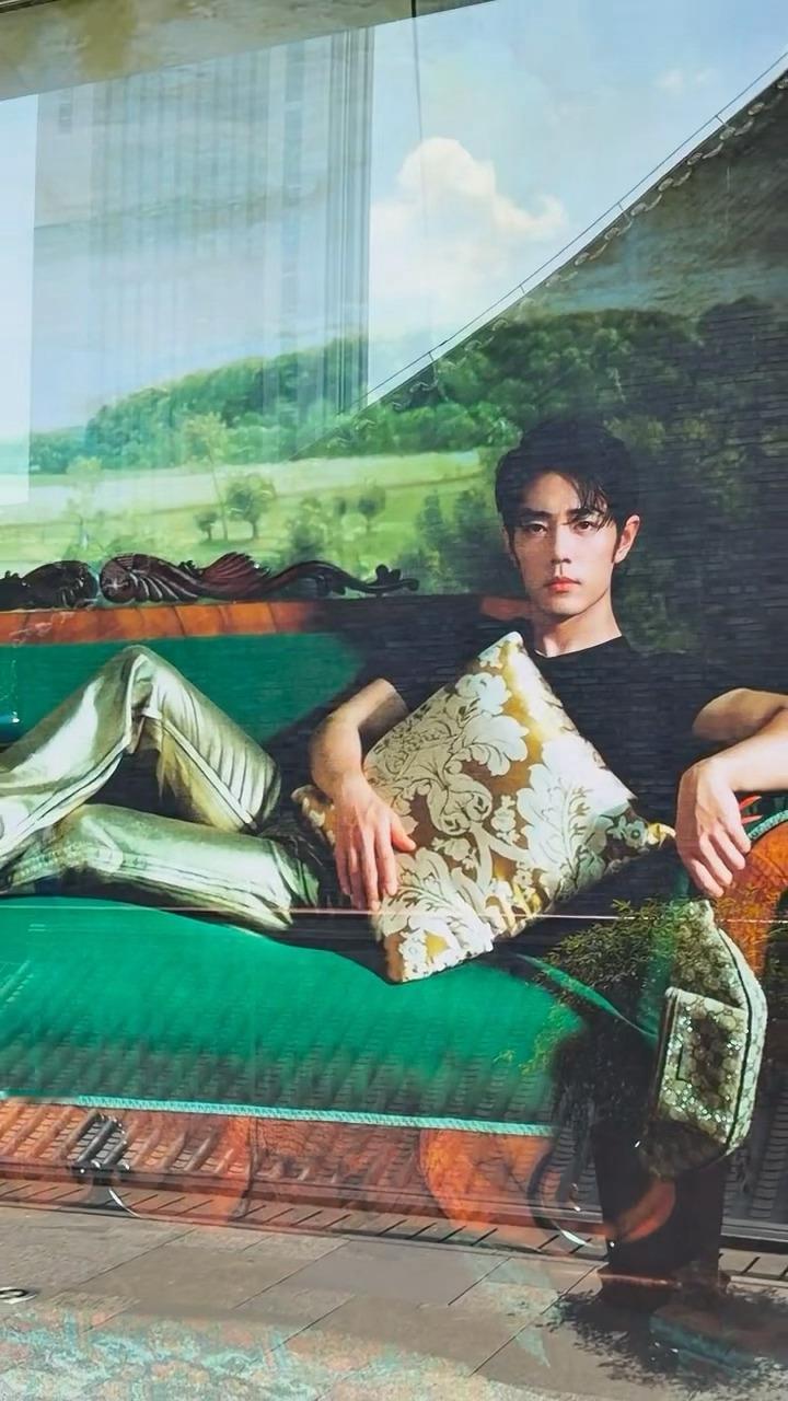 WWD报道肖战Gucci 秋冬成衣广告 Campaign位列第一，在国际权威时尚