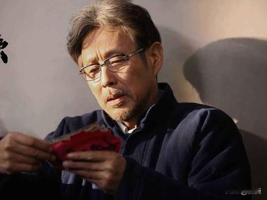 陈道明非常扎心的话：
“人老了，到了七八十岁就会明白，你穷尽一生培养出的优秀孩子
