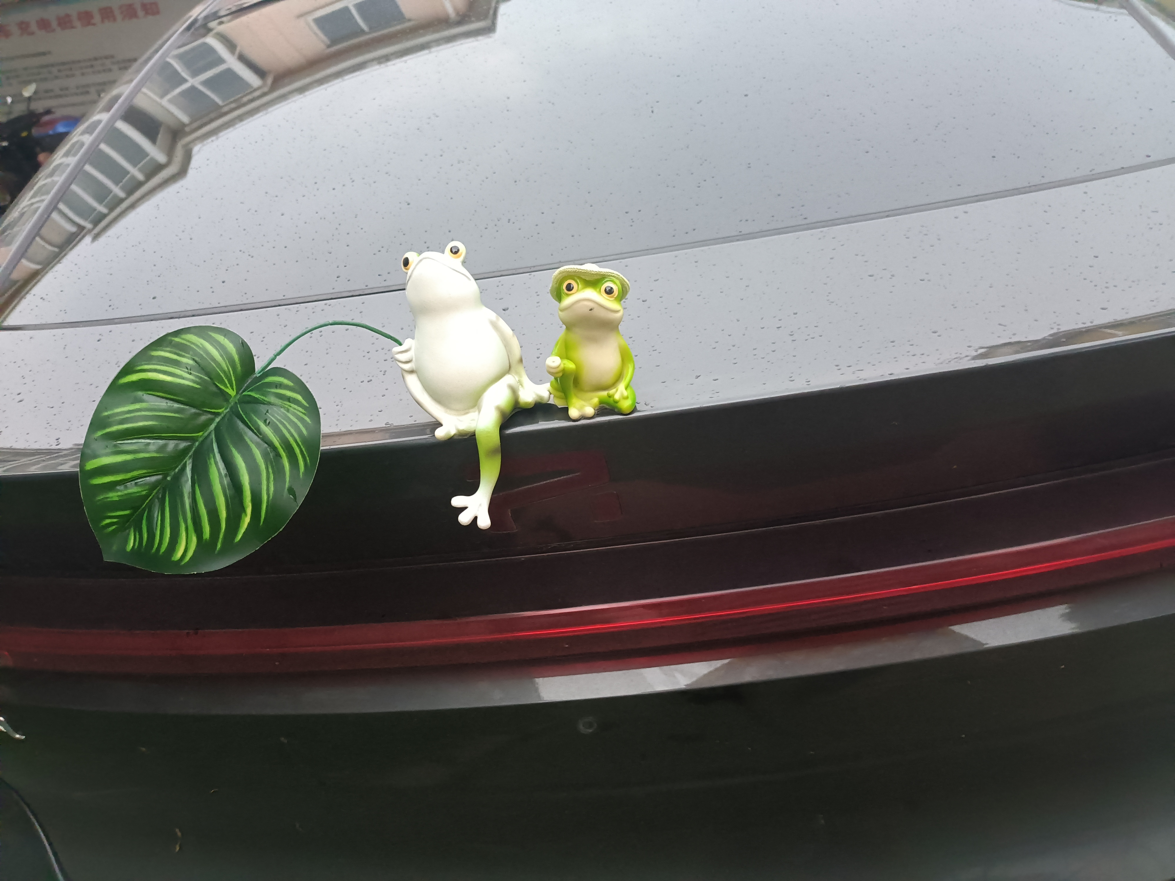 北方最该买的新能源应该是那种可以烧油的不然纯靠电池，续航应该打折比较严重吧。电池