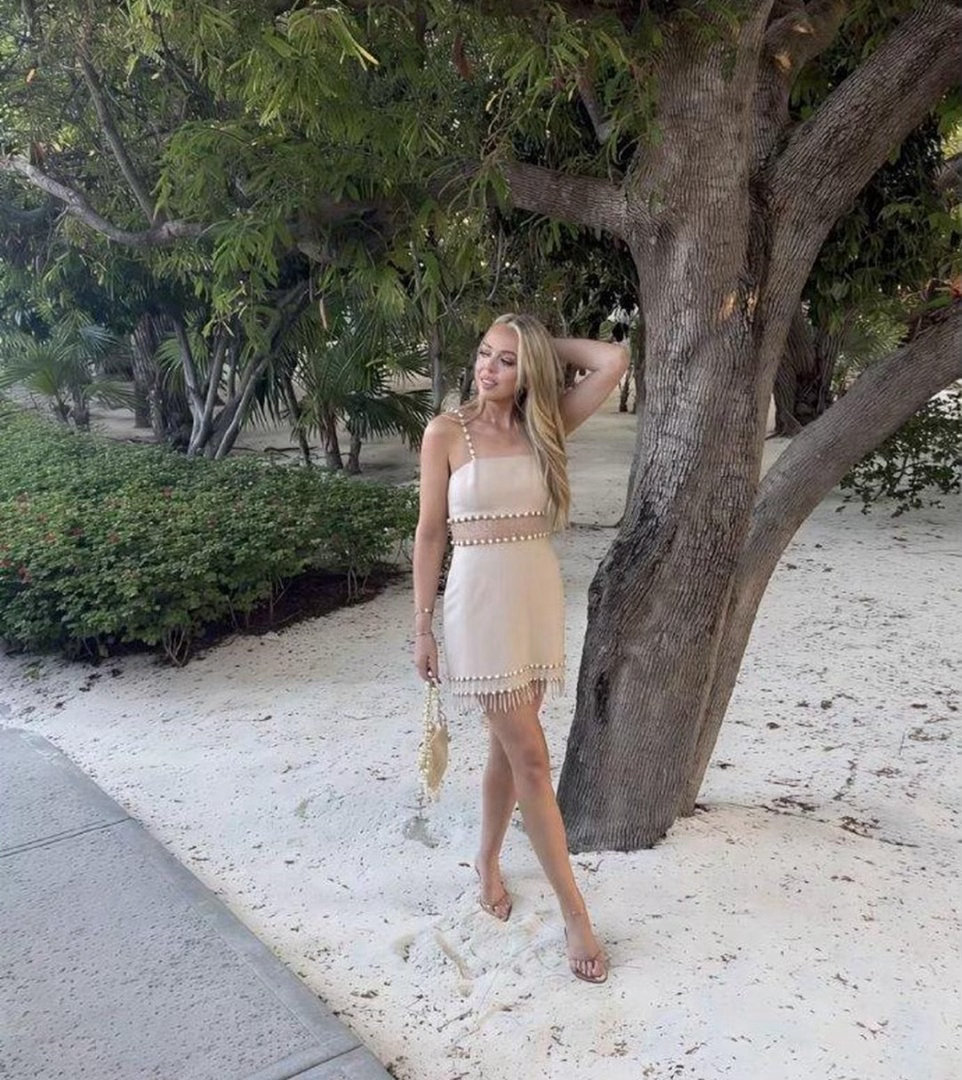 特朗普的小女儿，在印度旅游发的自拍 