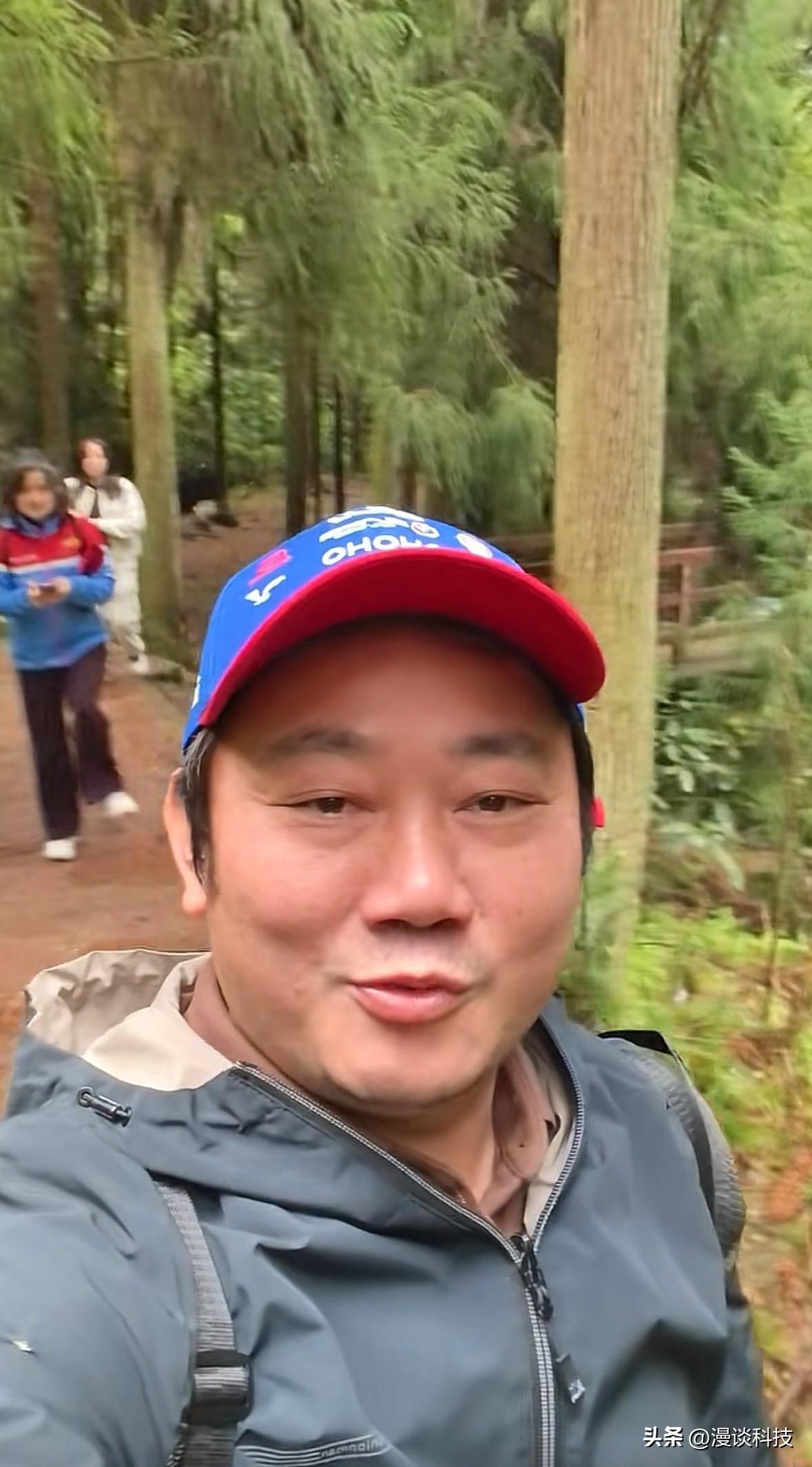 张雪说到做到，发视频宣布把在葡萄牙WSBK夺冠机车的复刻版拿来拍卖，所得所有款项