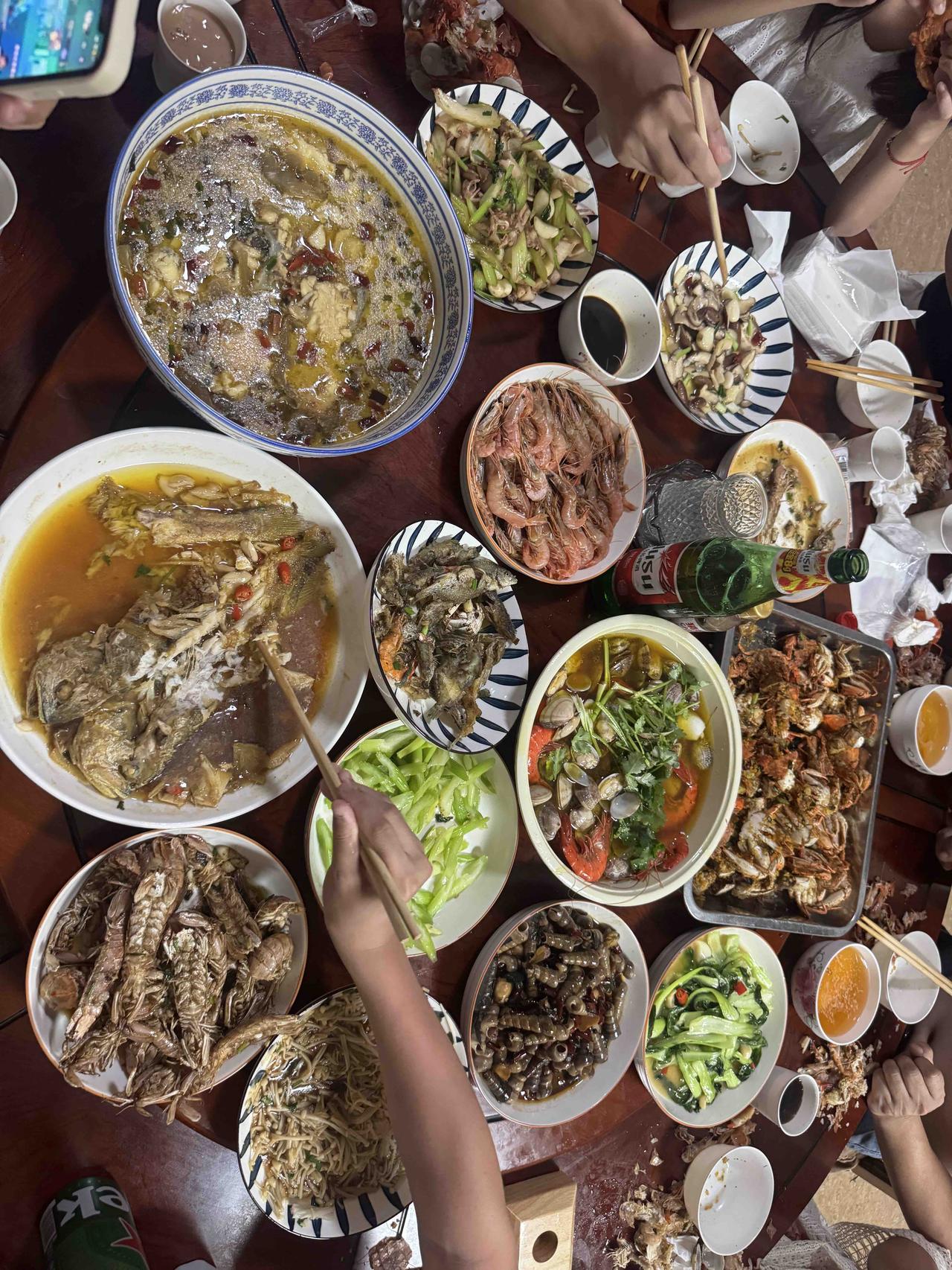 都是海鲜，这炖菜在福州平潭属于什么条件家庭