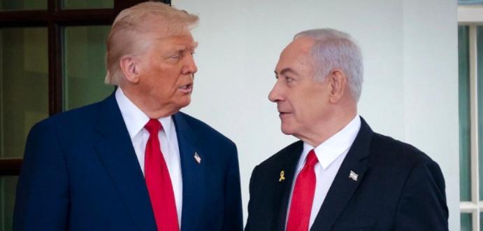 据美媒Axios 今天报道，特朗普对以色列周六袭击伊朗 30 个石油仓库的行为感