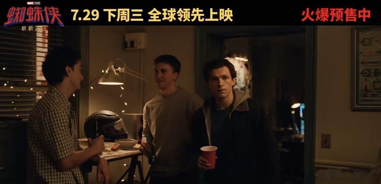 彻底颠覆前作走暗黑街头叙事！独自对抗创伤与力量异化完成蜕变，凌厉功夫打戏视觉冲击