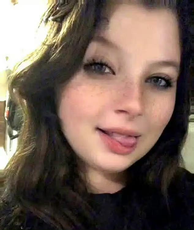 看到美国这名女子被生母继父剖腹取婴致死的新闻，后背瞬间发凉！难以想象亲生母亲会联