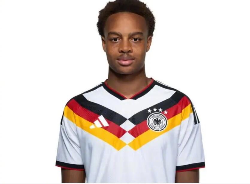 德国国家队在世界杯预选赛关键阶段遭遇人事变动。美因茨中场阿米里因内收肌不适将缺席