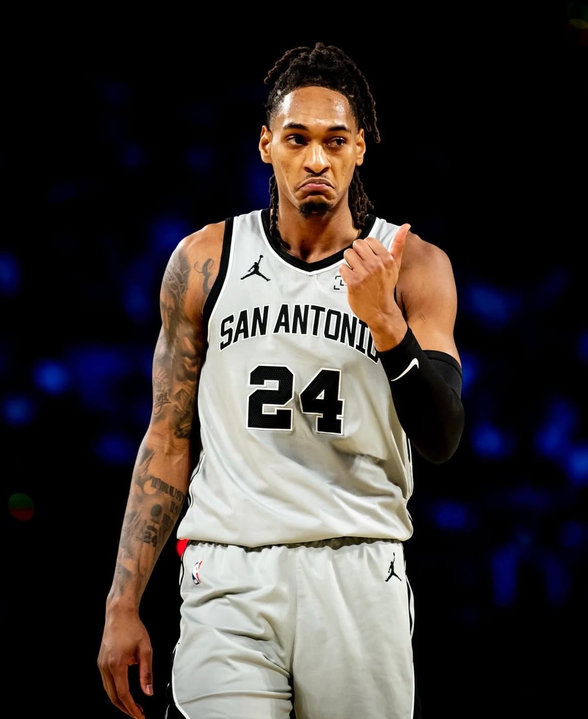 晚安马刺 每一天都是一个新的起点，不管今天的你经历了什么，明天的你依然可以从头再