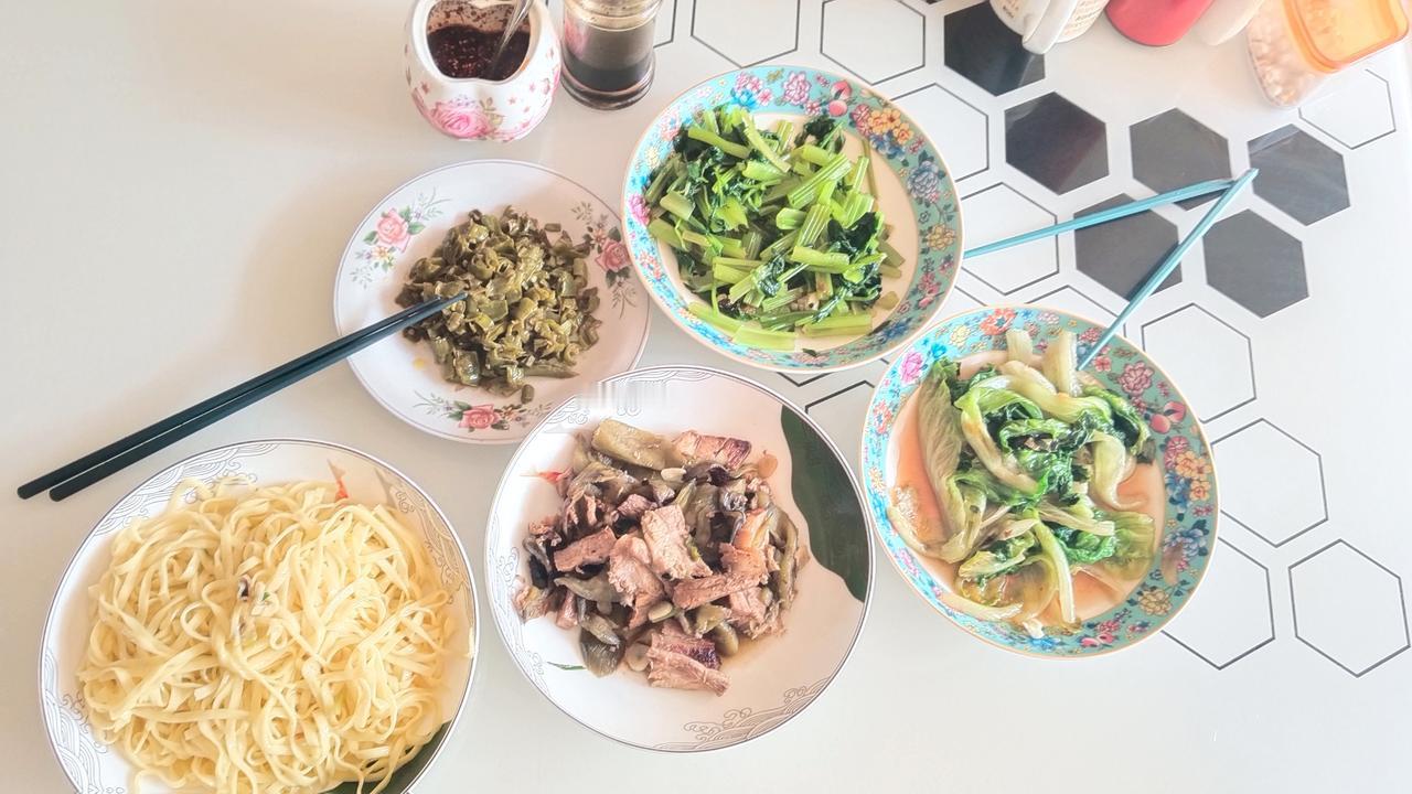 今年春天最想实现的心愿愿我的家人，父母姊妹，弟家人及儿子家人都健康平安快乐每一天