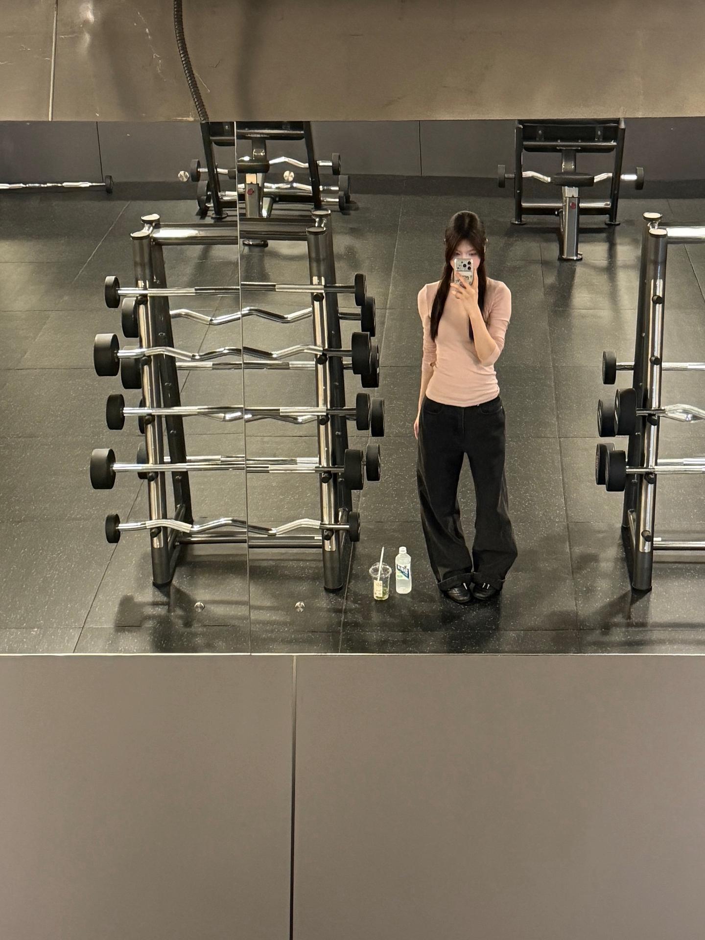 没有什么事是去一趟健身房解决不了的